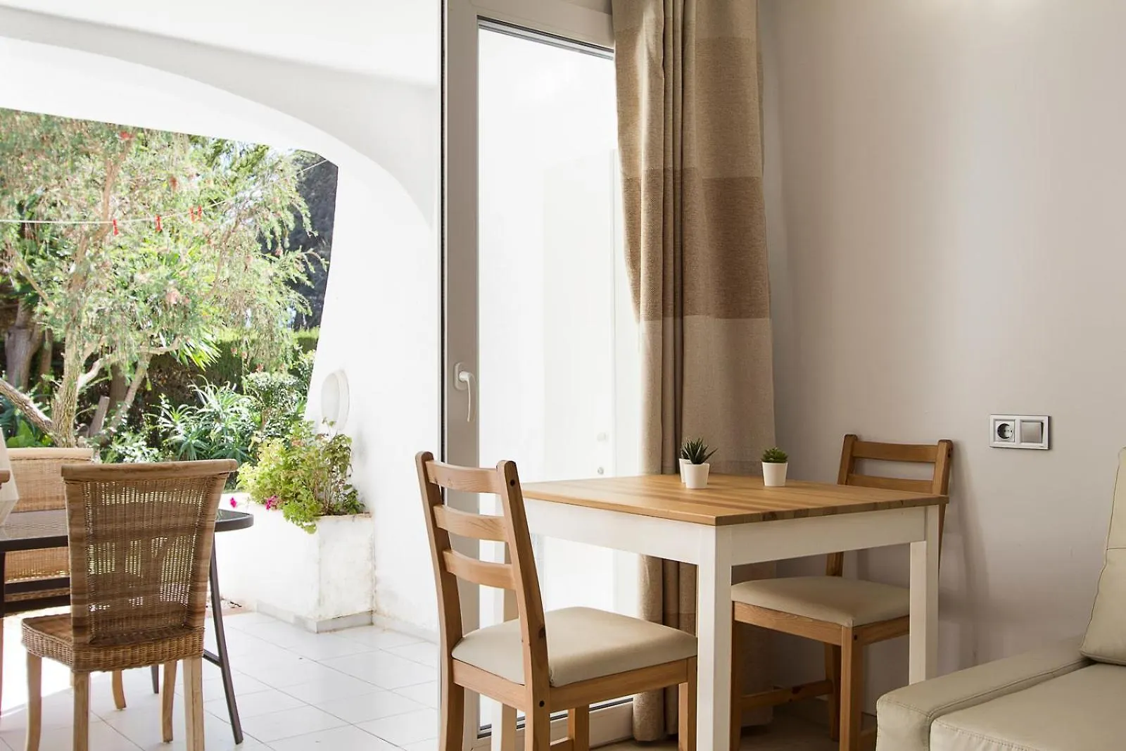 Beautiful Studio In Miraflores Malaga 0*,